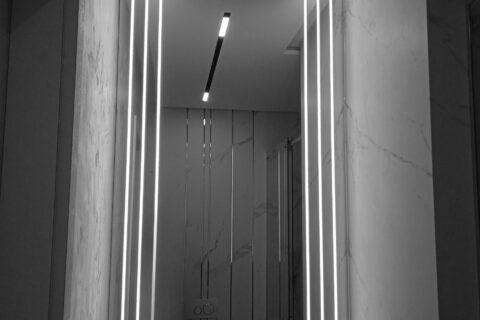 Дзеркало з LED-підсвіткою